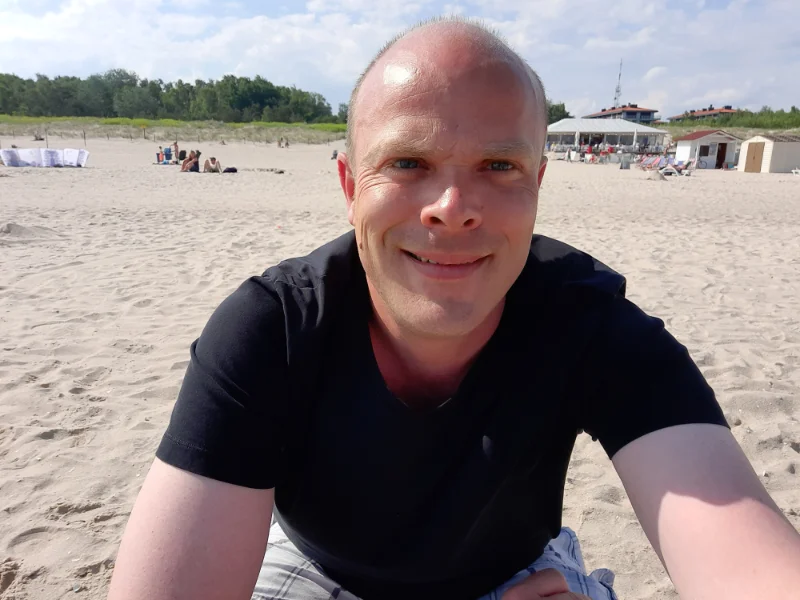 Portrait RA Niko Härig